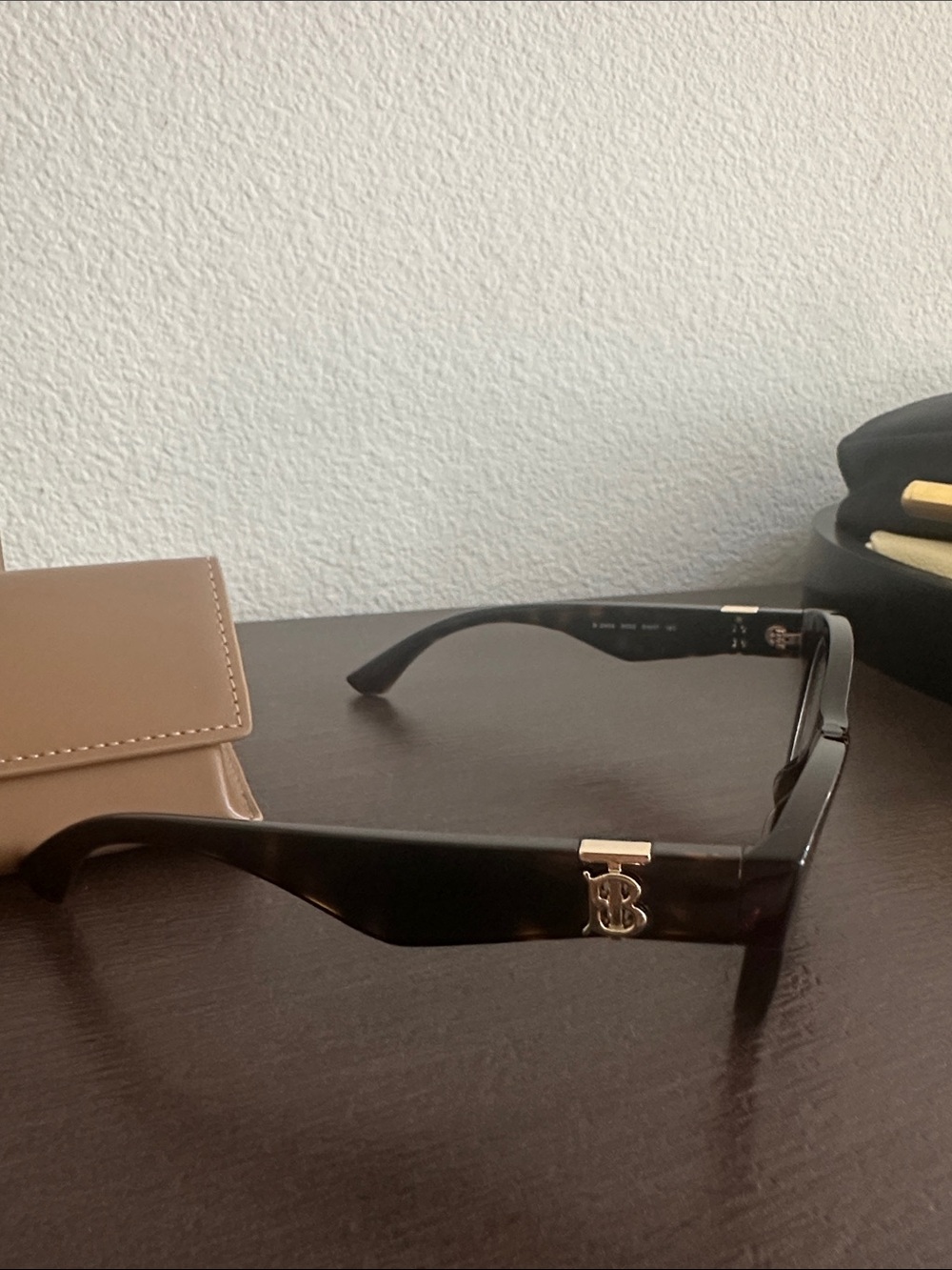 Burberry Black Rounded Cat-Eye Optical Glasses with Tan Case - Picture 3 of 6